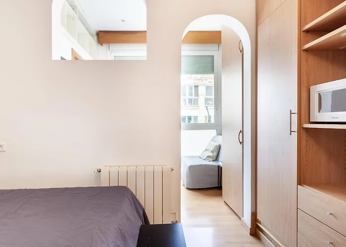 Double With Private Bathroom And Private Kitchen ホームステイ